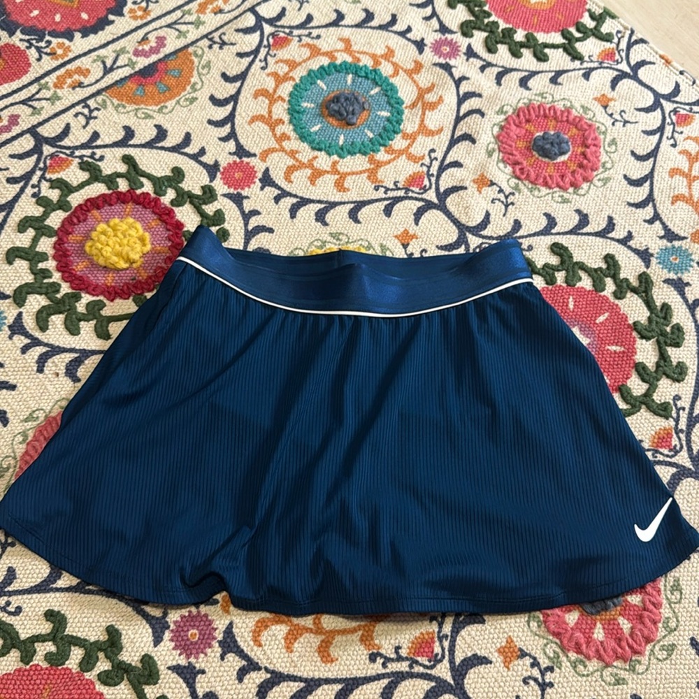 Nike navy blue skort